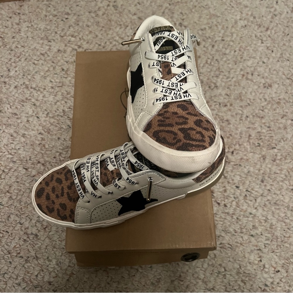 Vintage Havana Sneakers